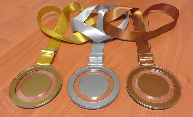  puchary statuetki medale